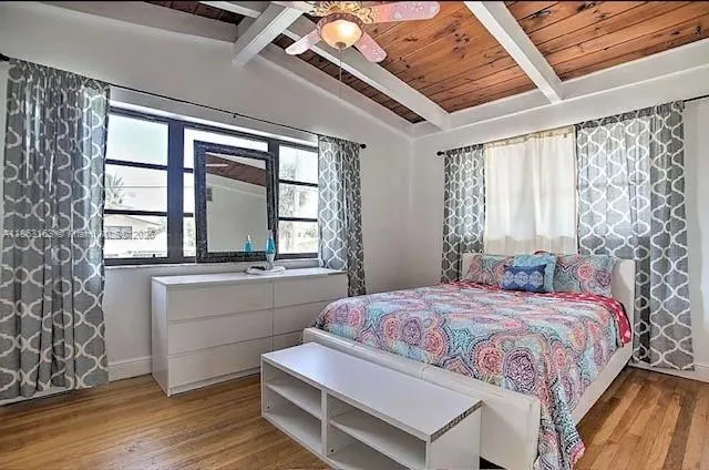 2413 Nassau Ln