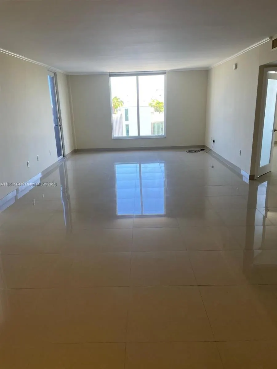 10350 W Bay Harbor Dr, #9H