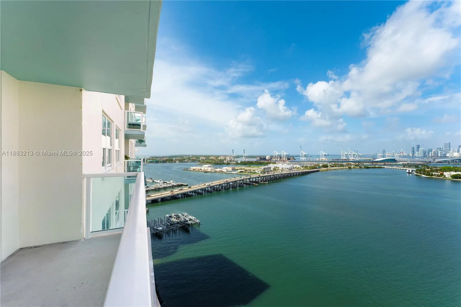 650 West Ave, #2305