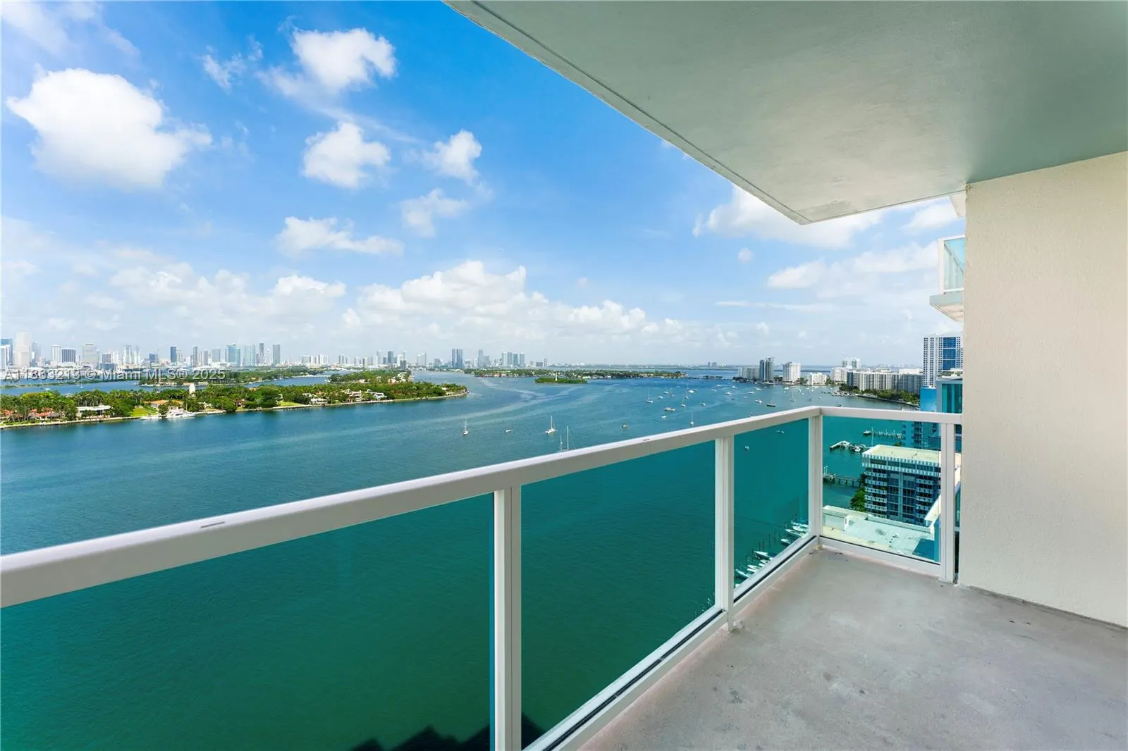 650 West Ave, #2305