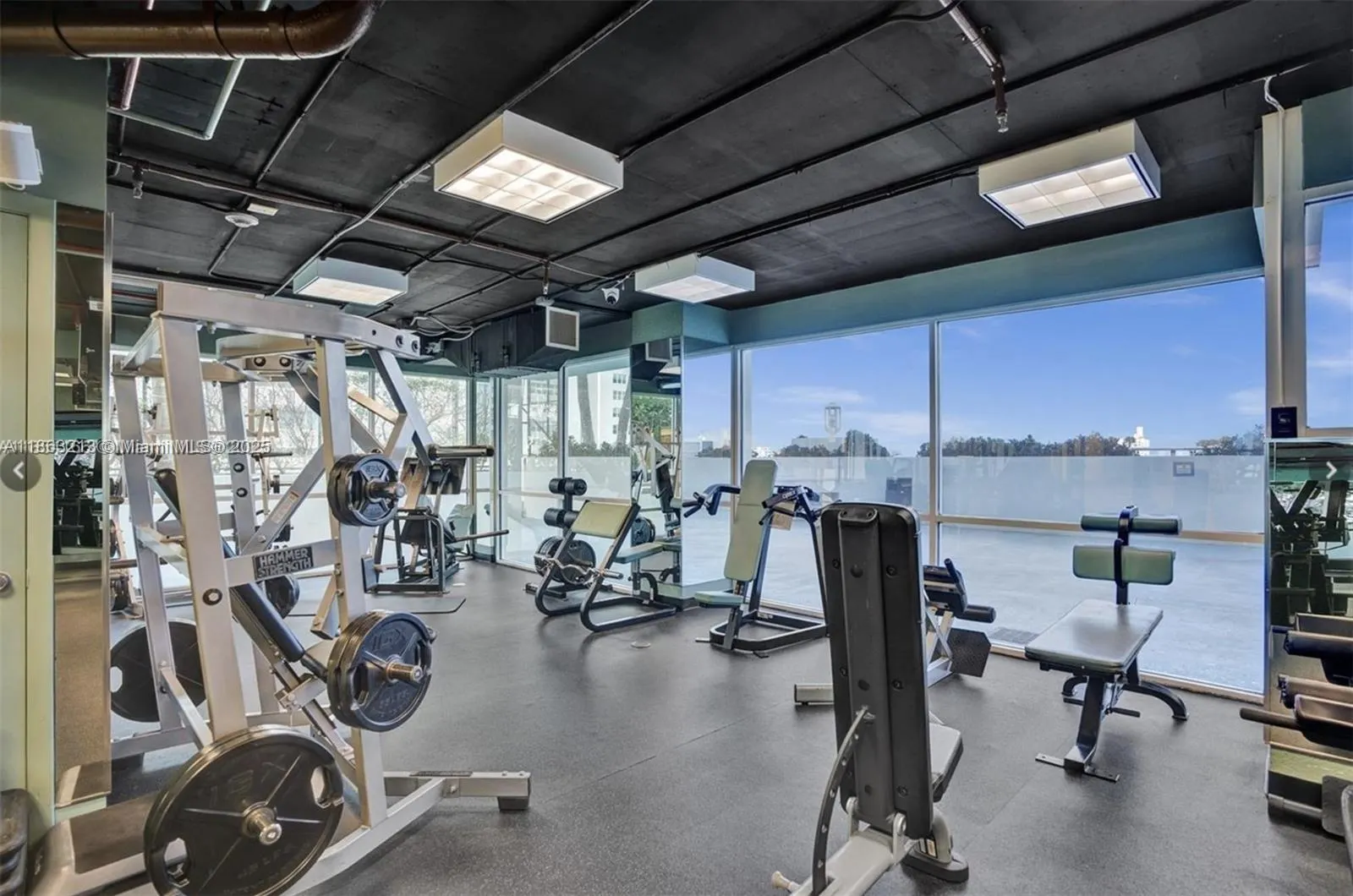 650 West Ave, #2305