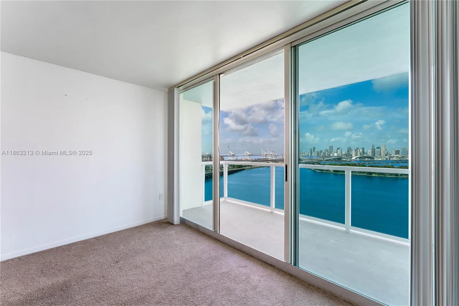 650 West Ave, #2305