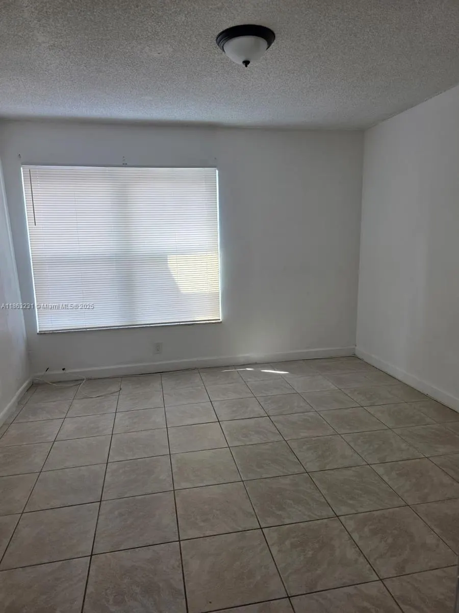 1206 Seaview, #1206