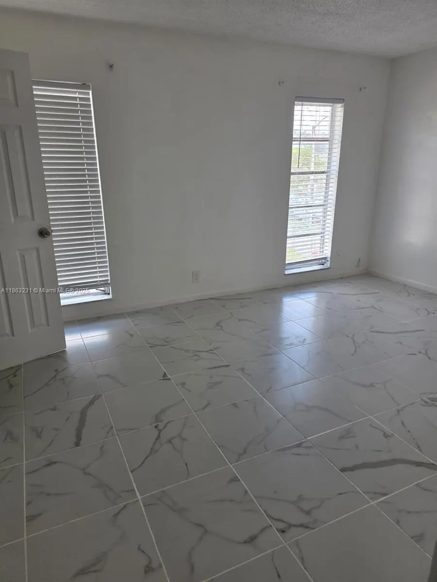 1206 Seaview, #1206