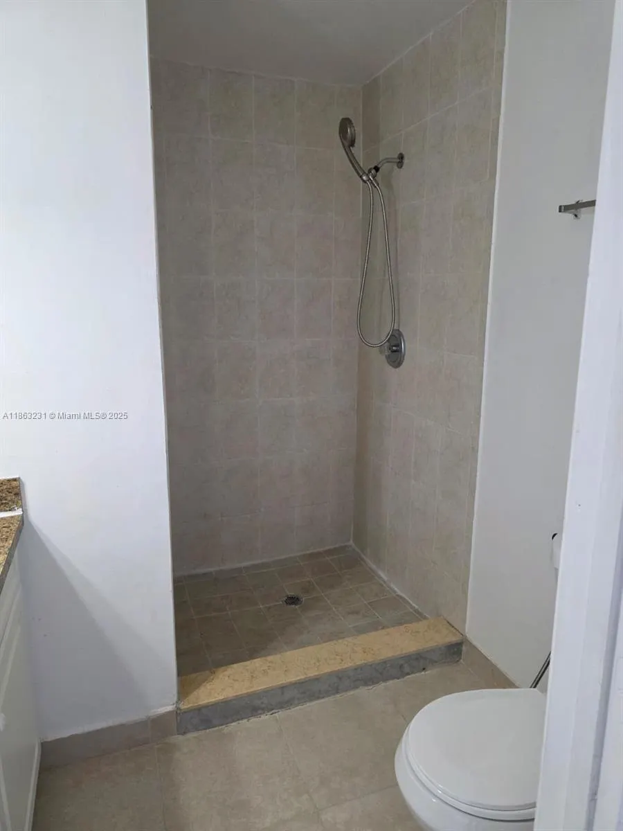 1206 Seaview, #1206