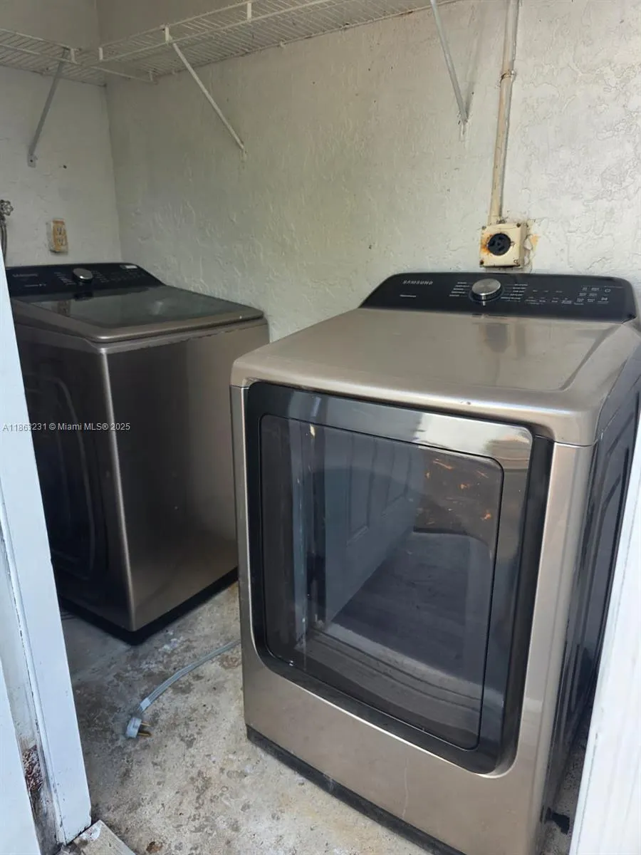 1206 Seaview, #1206