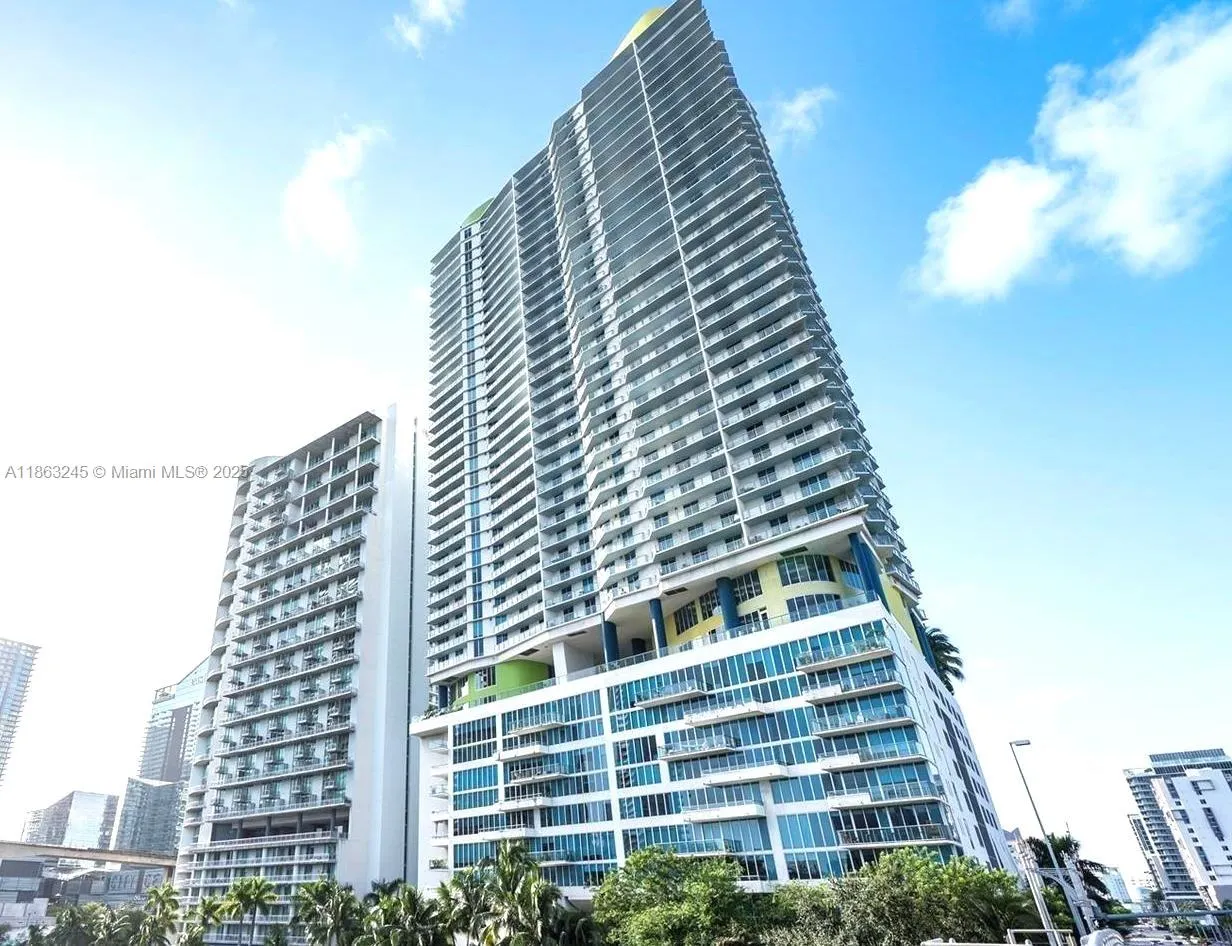 185 SW 7th St, #2307
