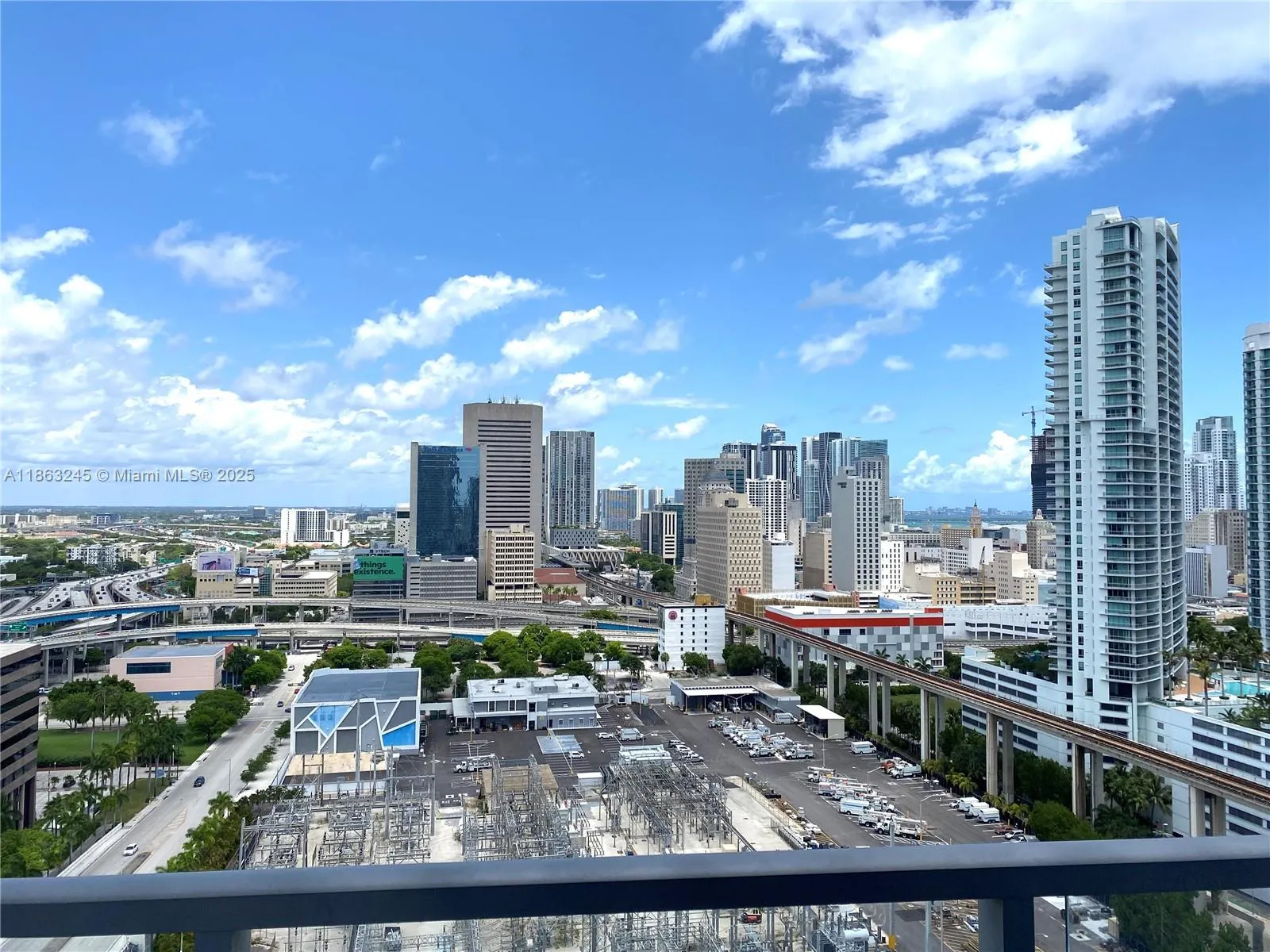 185 SW 7th St, #2307