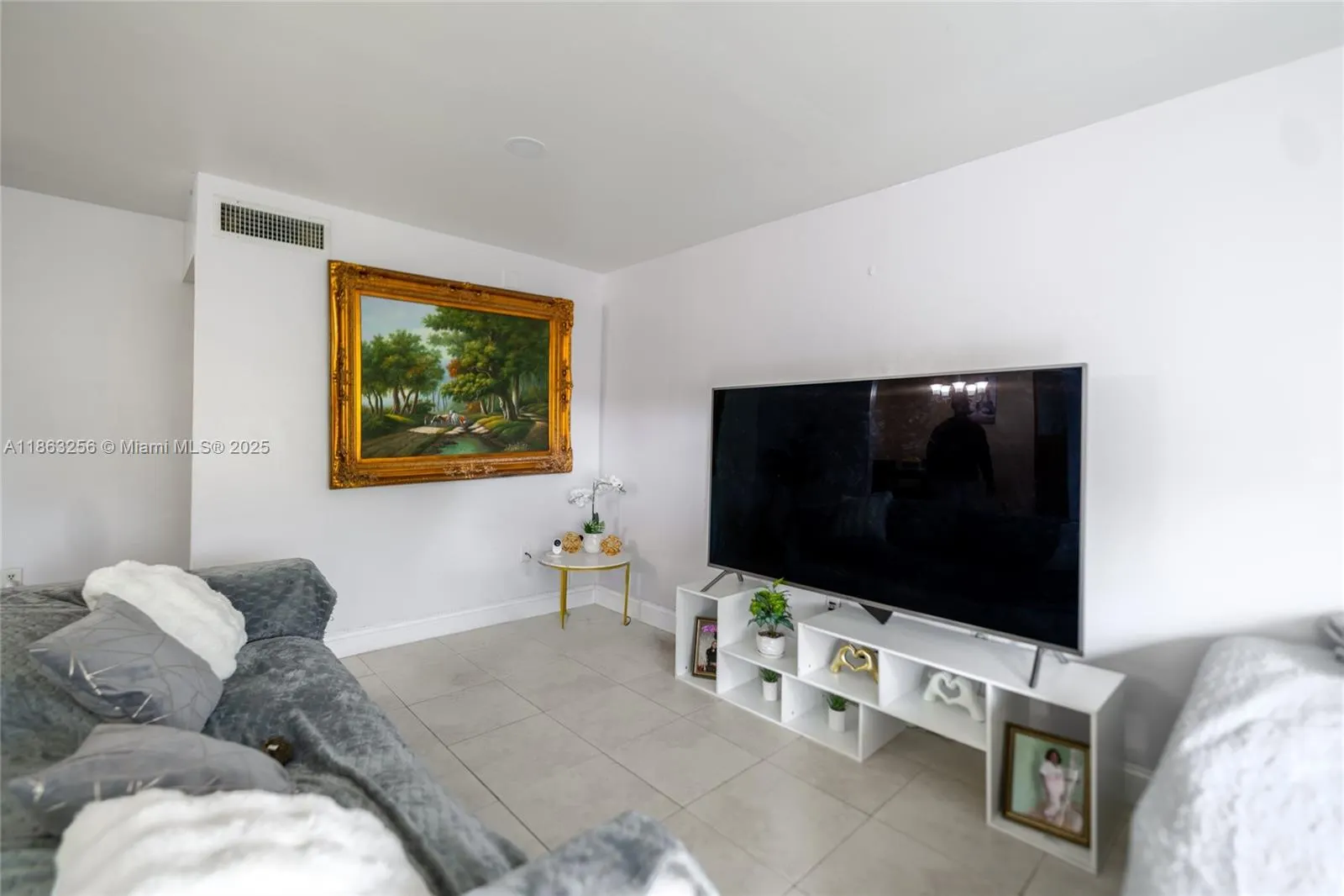 10370 SW 220th St, #220