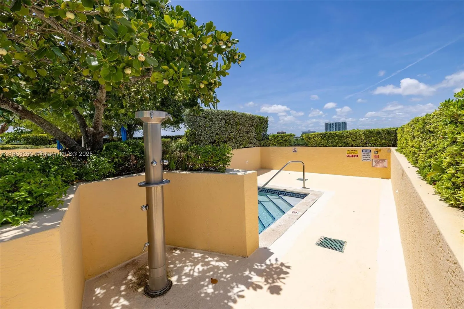 2475 Brickell Ave, #2002