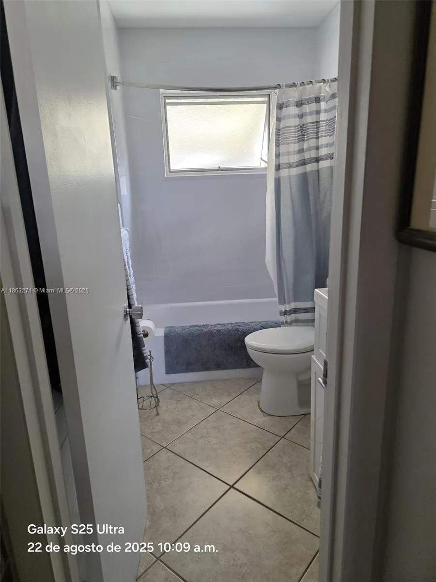 2241 Monroe St, #8