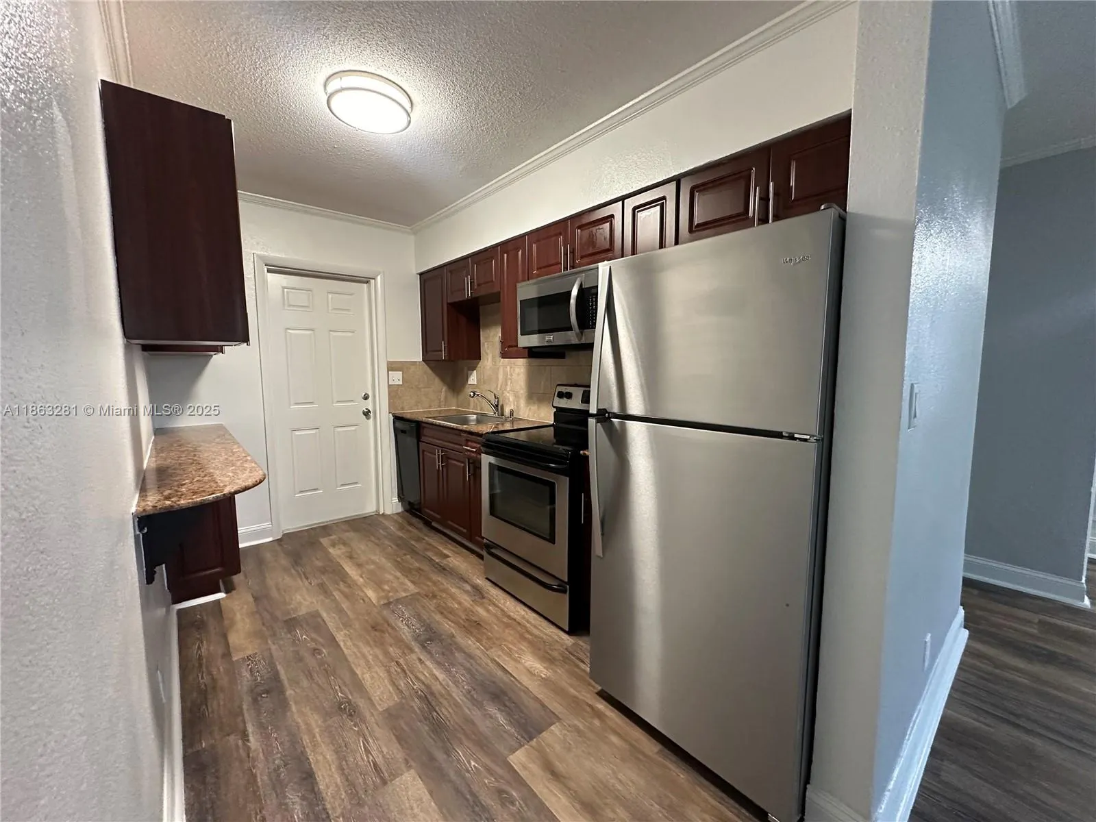 110 NE 19th Ave, #18