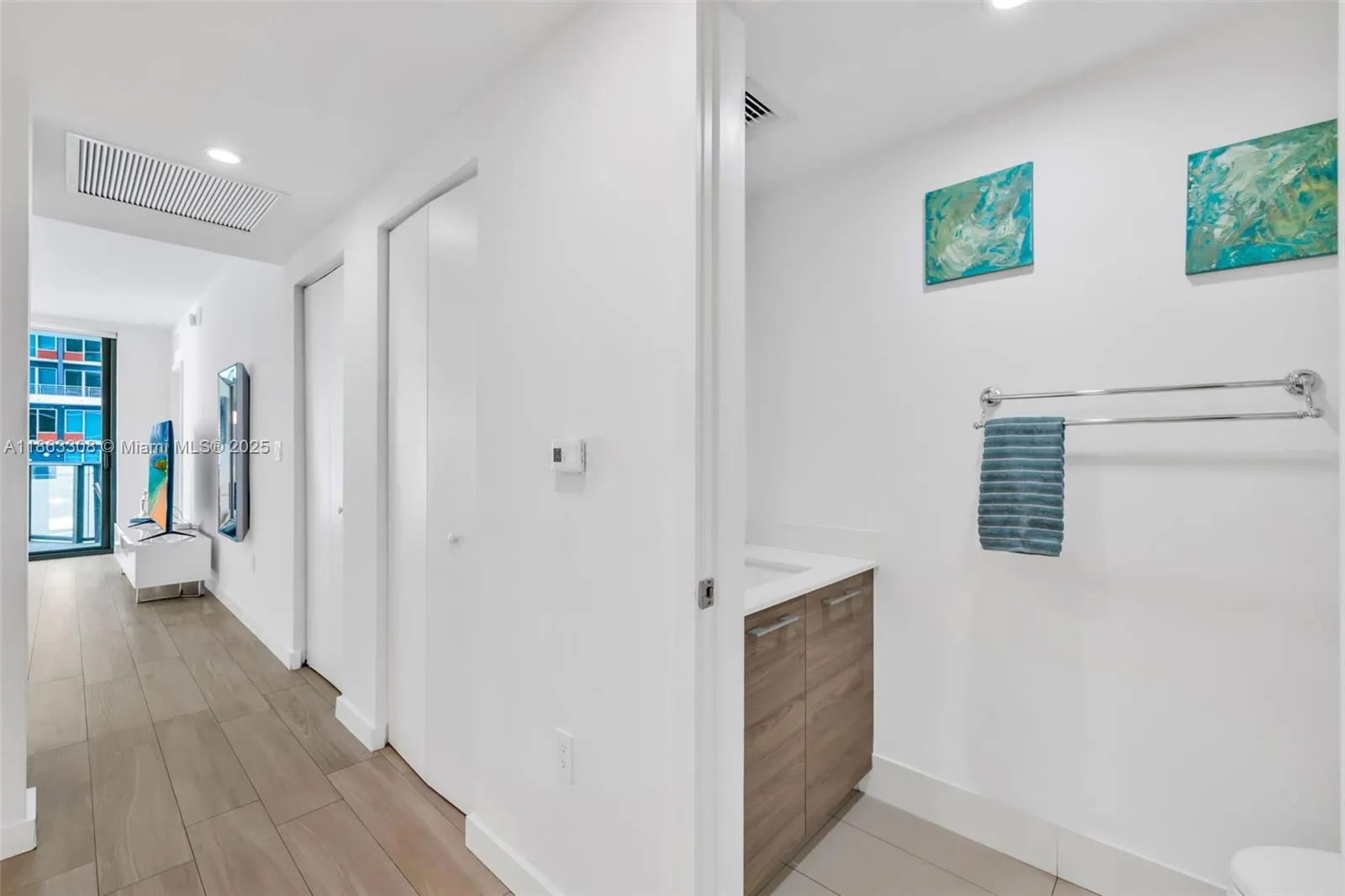 1300 S Miami Ave, #1208
