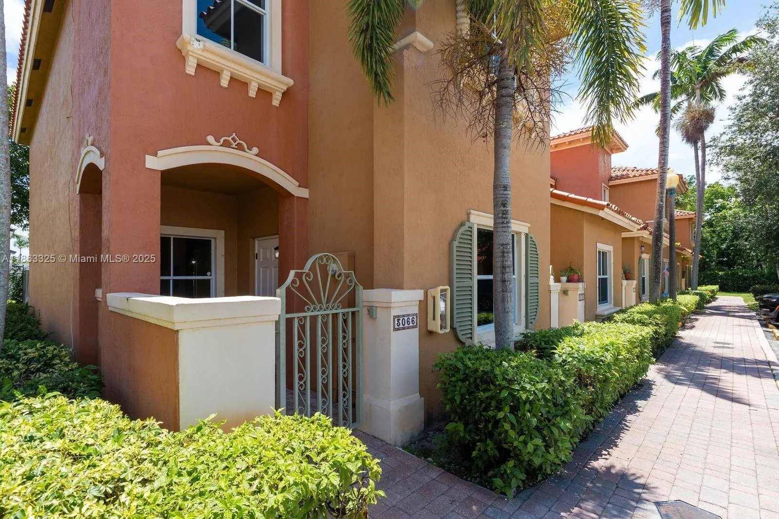 3066 S Red Mangrove Ln S, #201-2