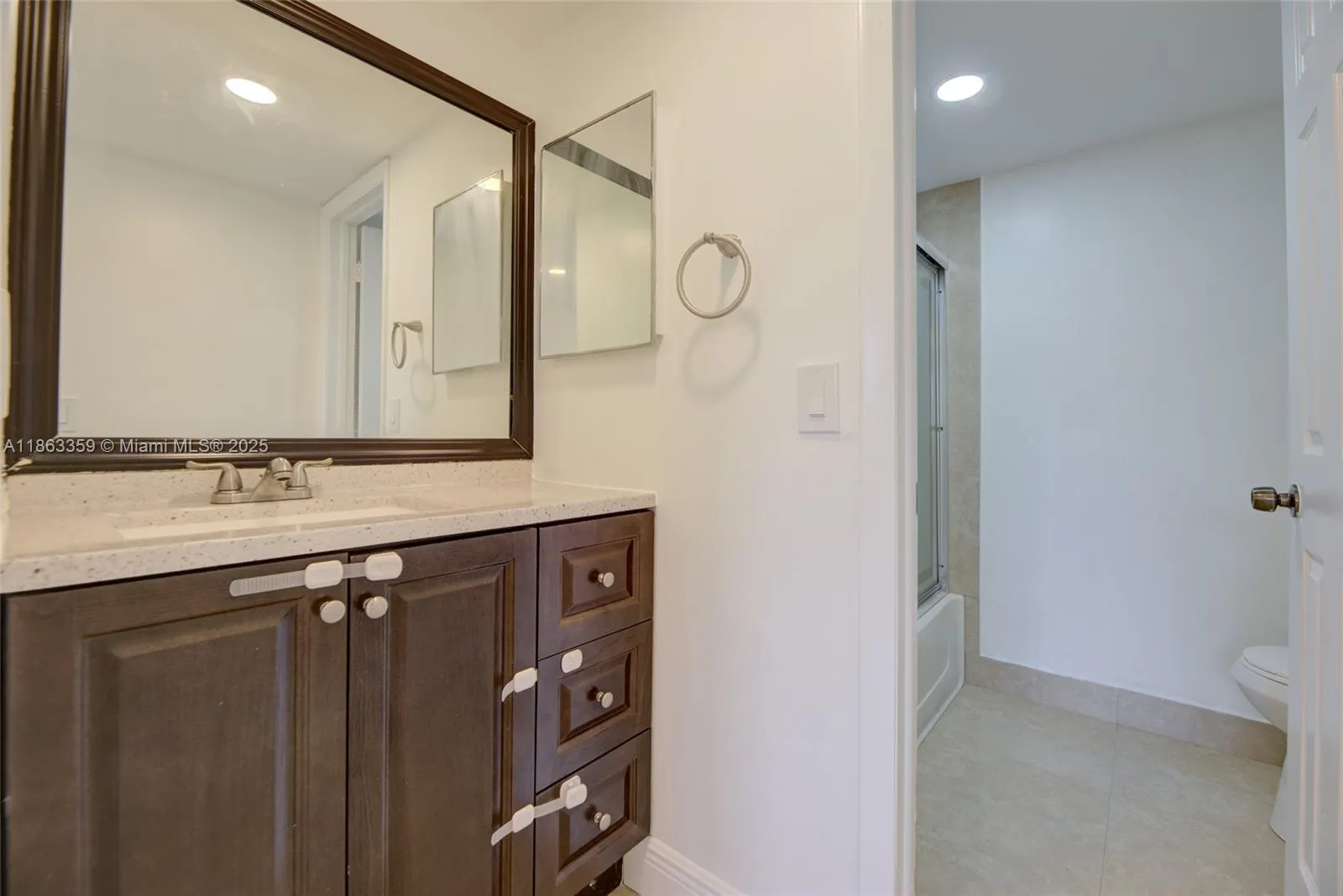 9963 Nob Hill Pl, #0