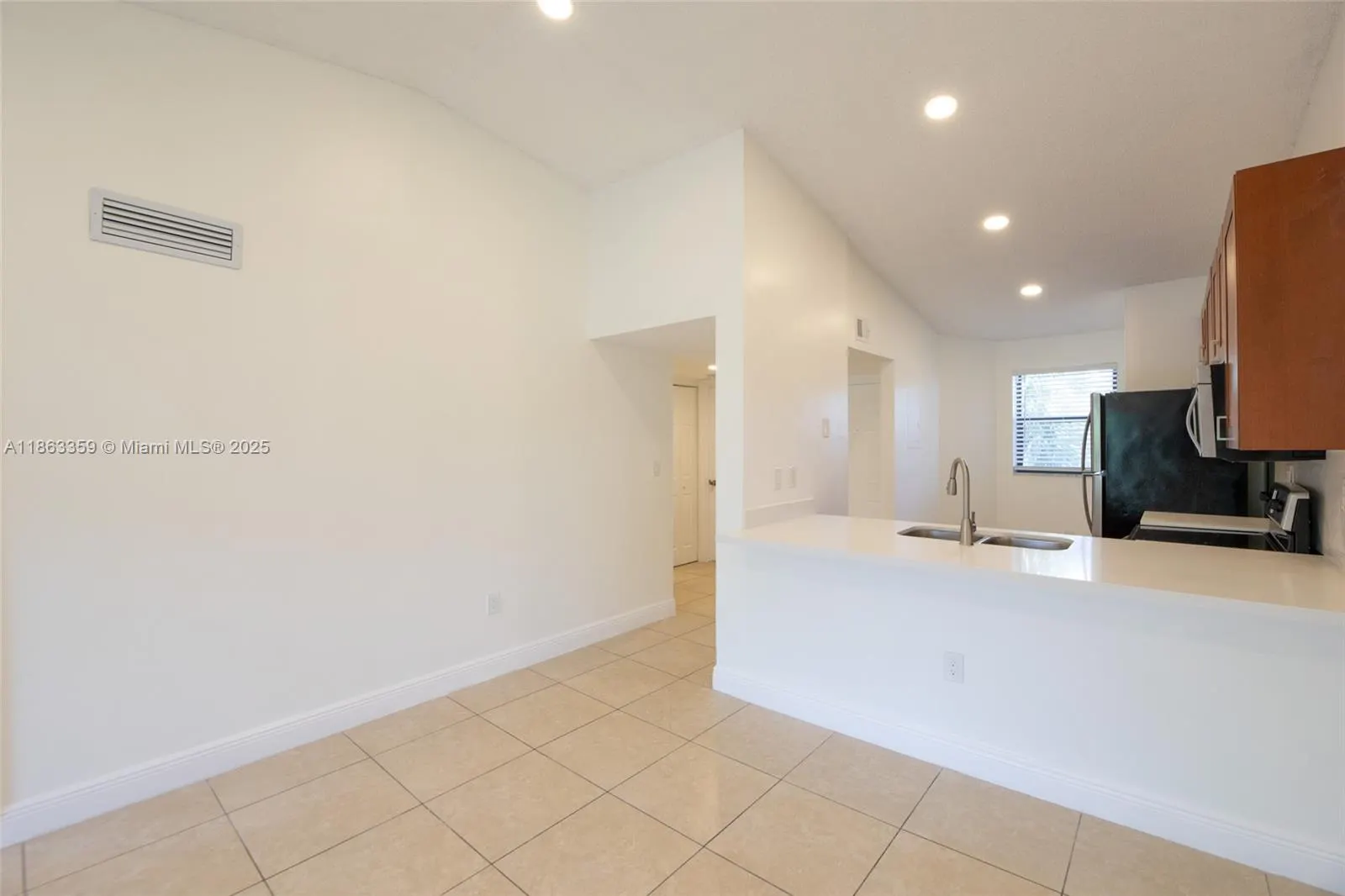 9963 Nob Hill Pl, #0