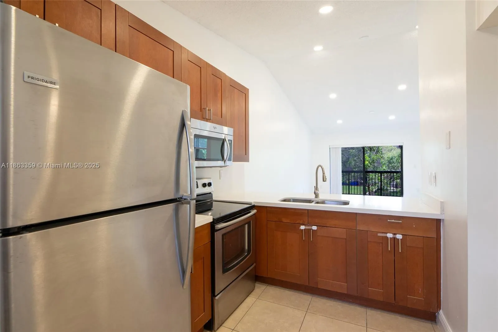9963 Nob Hill Pl, #0