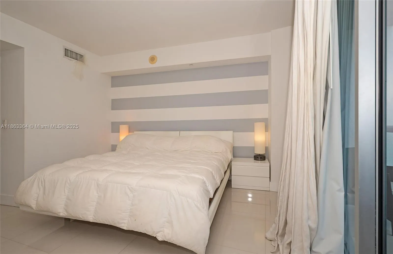495 Brickell Ave, #520