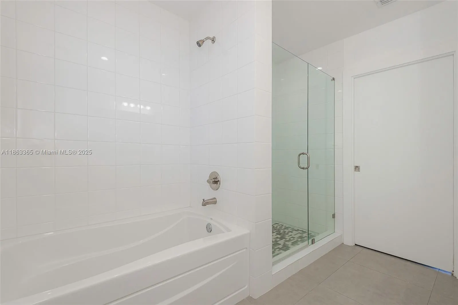 555 E Dania Beach Blvd, #9