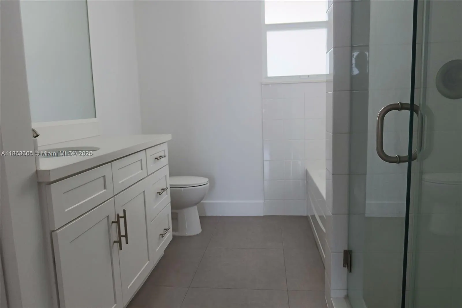 555 E Dania Beach Blvd, #9