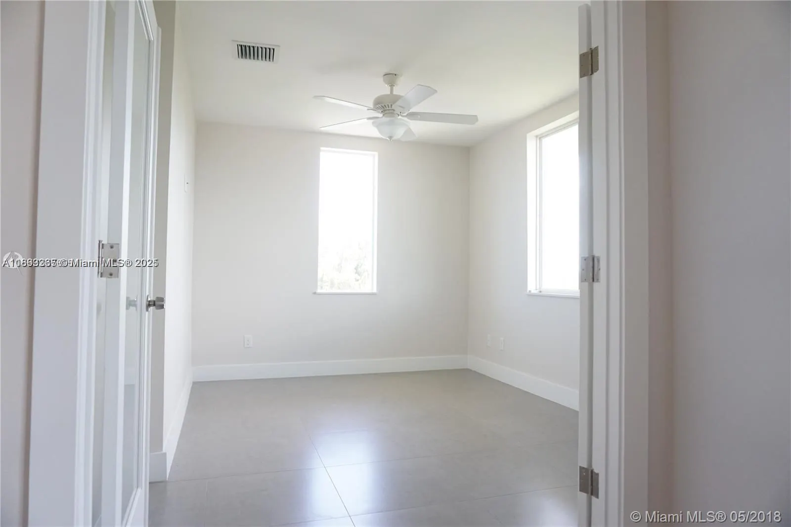 555 E Dania Beach Blvd, #9