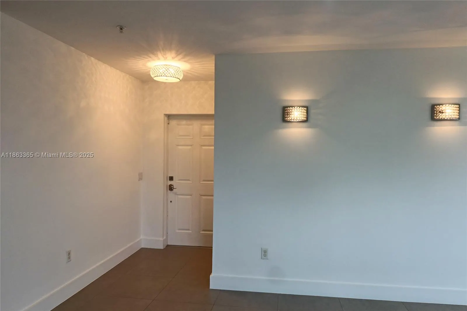555 E Dania Beach Blvd, #9