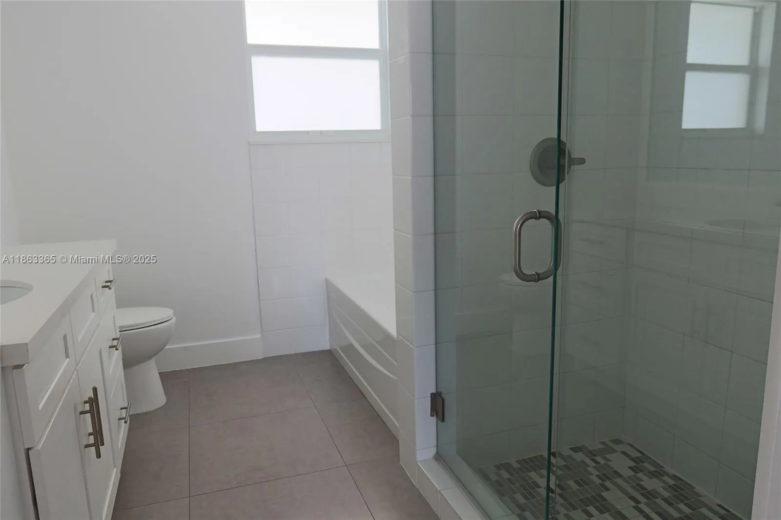 555 E Dania Beach Blvd, #9