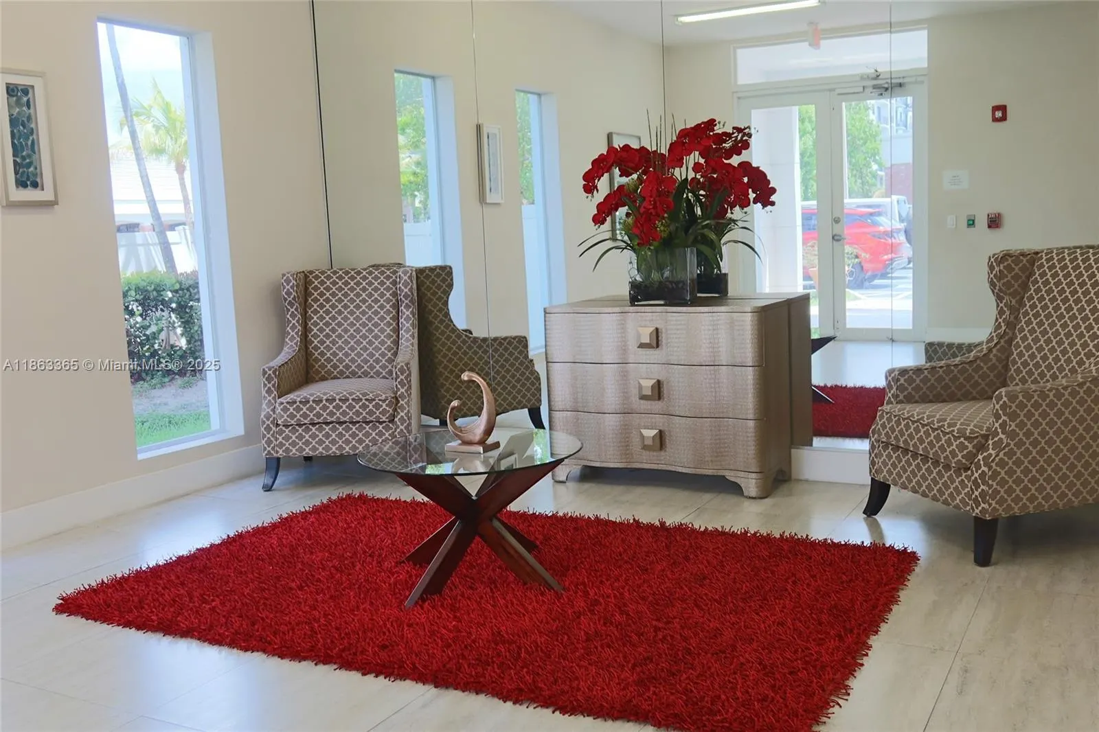 555 E Dania Beach Blvd, #9