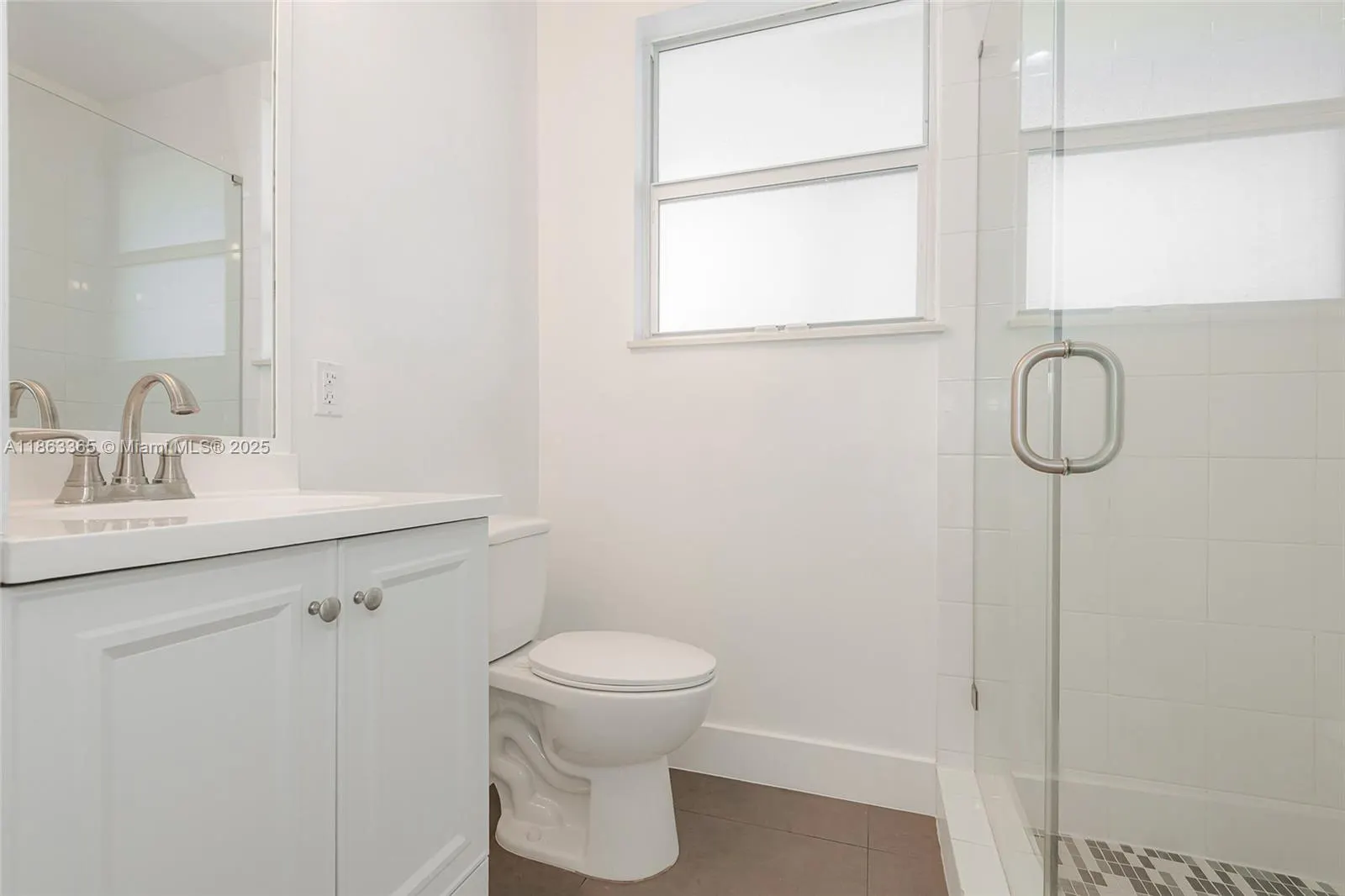 555 E Dania Beach Blvd, #9