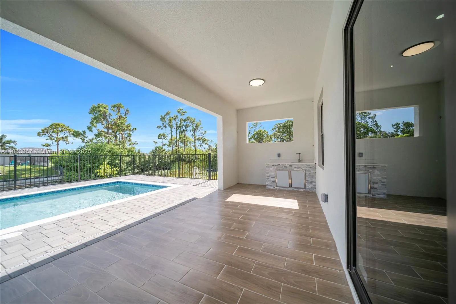 2318 NW 30TH TER