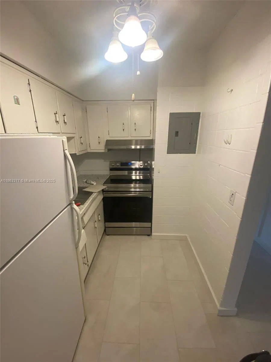 600 Layne, #216