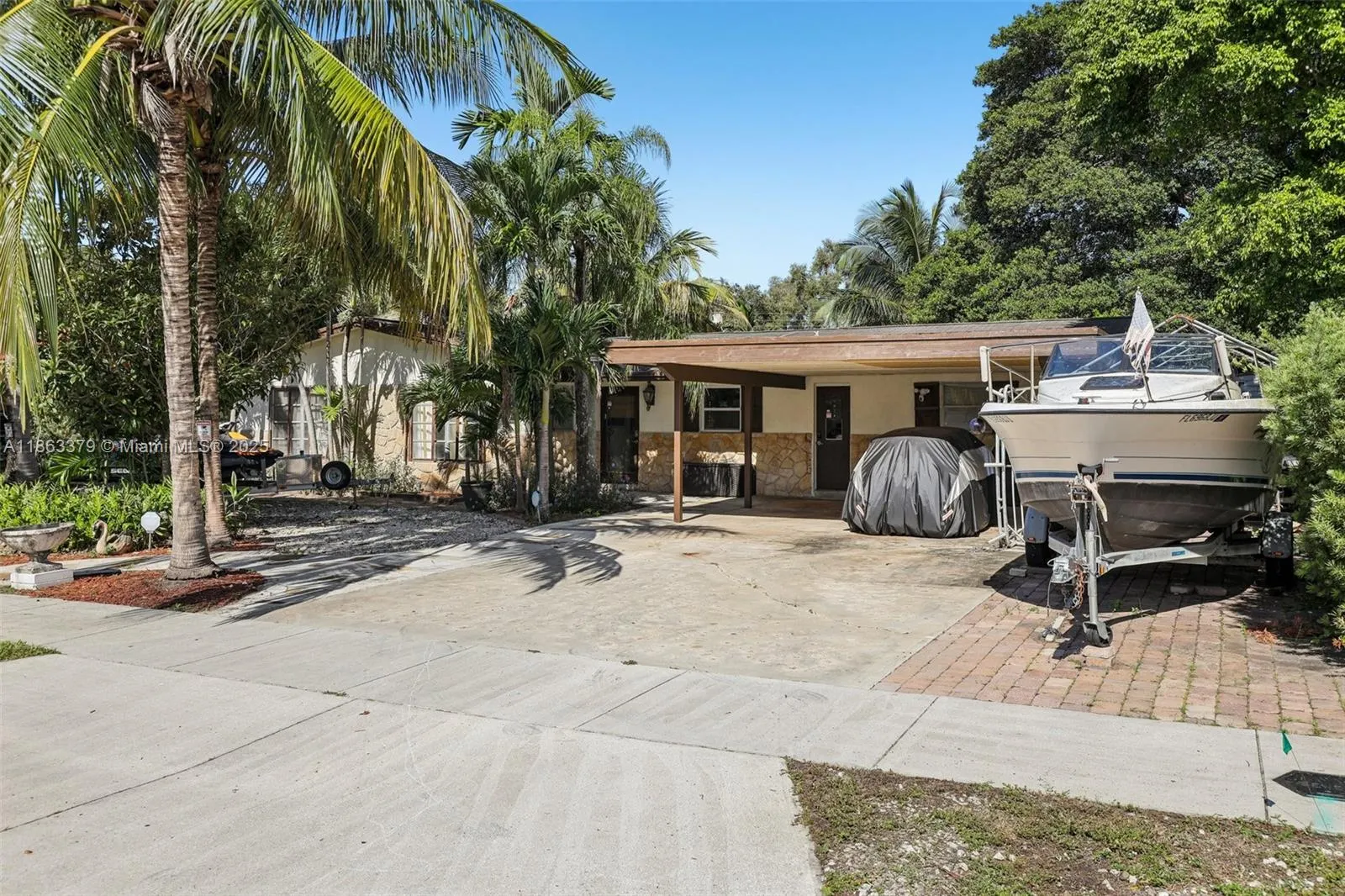 2441 SW 43rd Ave