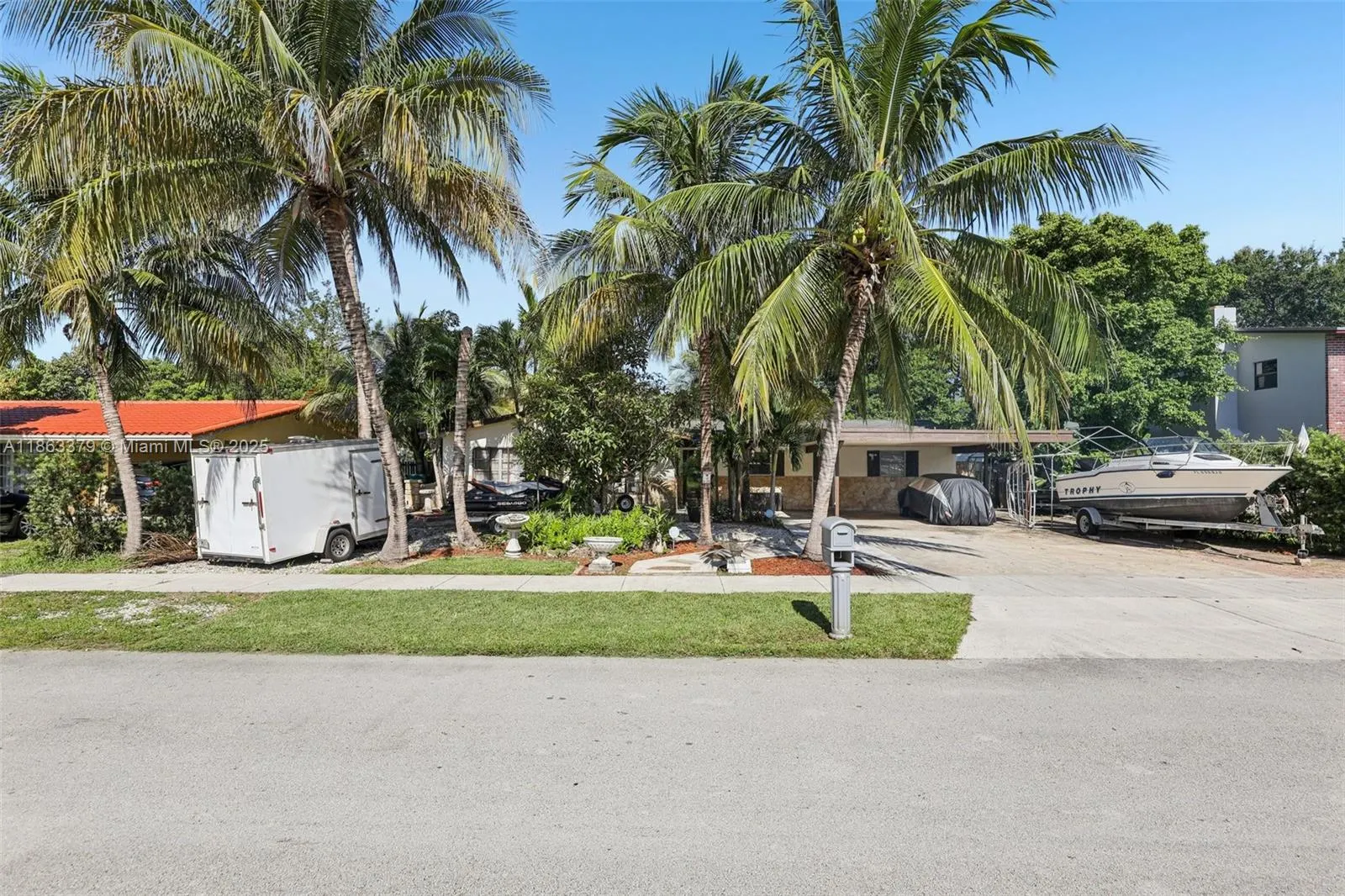 2441 SW 43rd Ave
