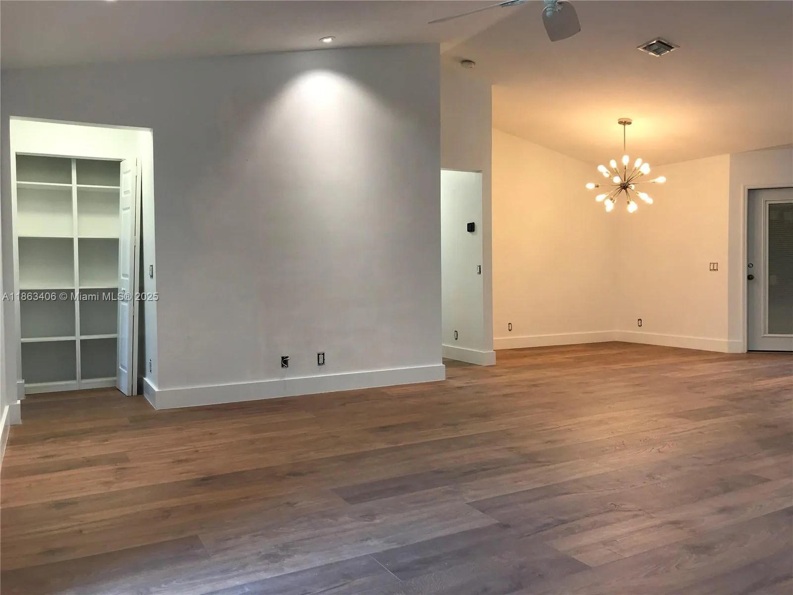 4265 Pine Ridge Ct, #1