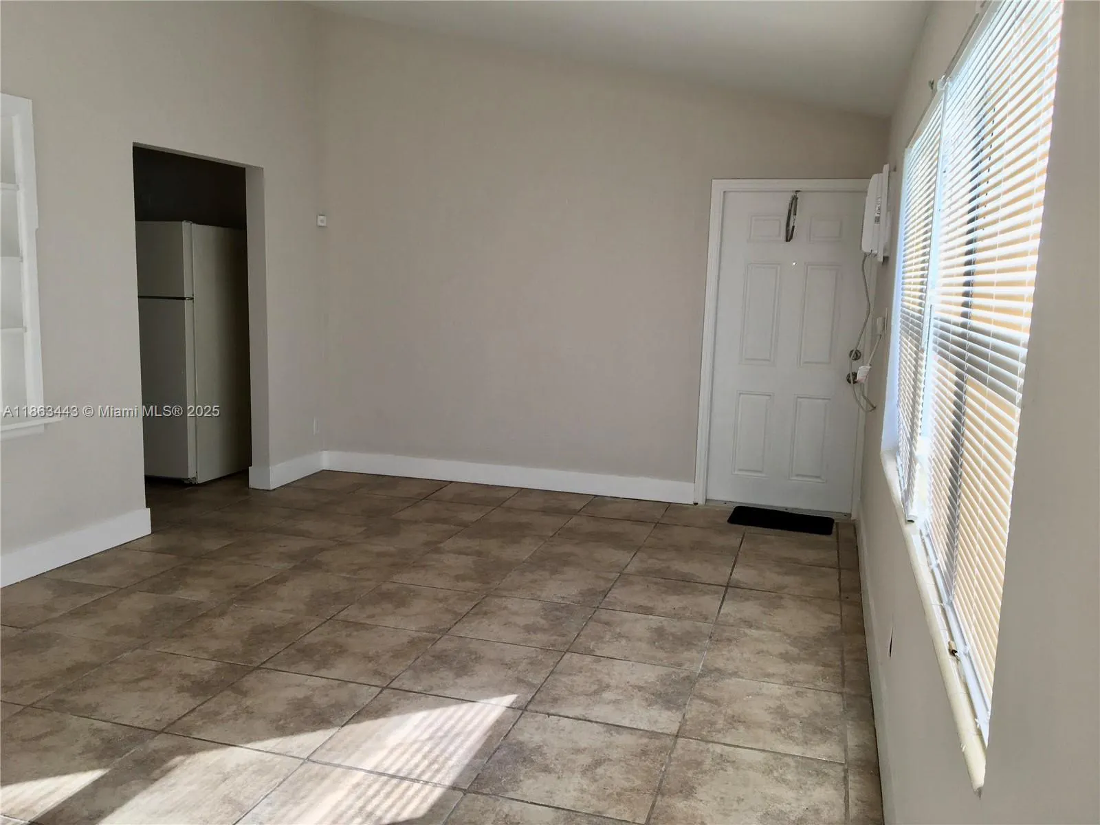 209 SW 14th St, #2