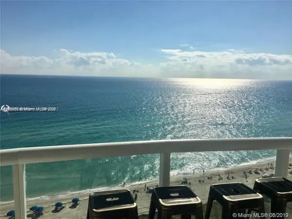 6365 Collins Ave, #1402