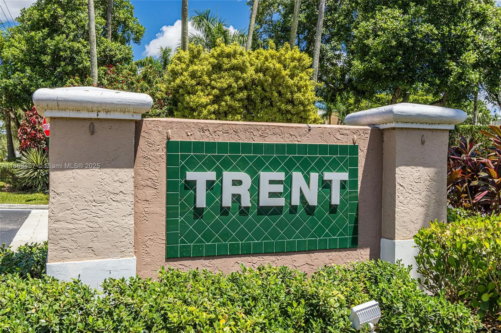 7702 Trent Dr, #408