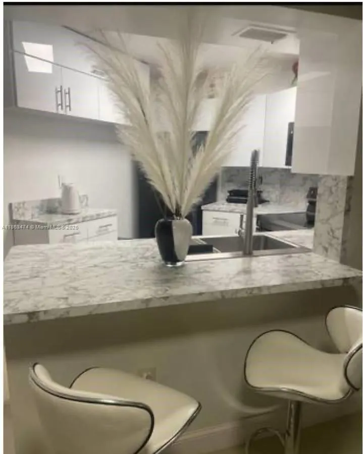 9715 Fontainebleau Blvd, #E109