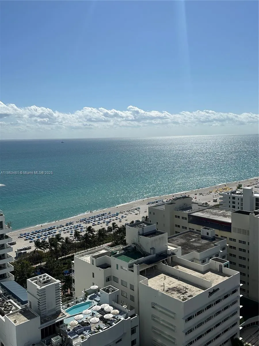 4401 Collins Ave, #2108
