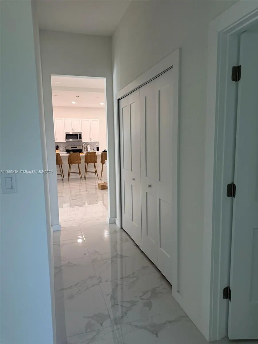 63 Coxswaine Cir, #63