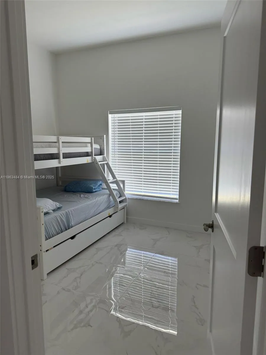 63 Coxswaine Cir, #63
