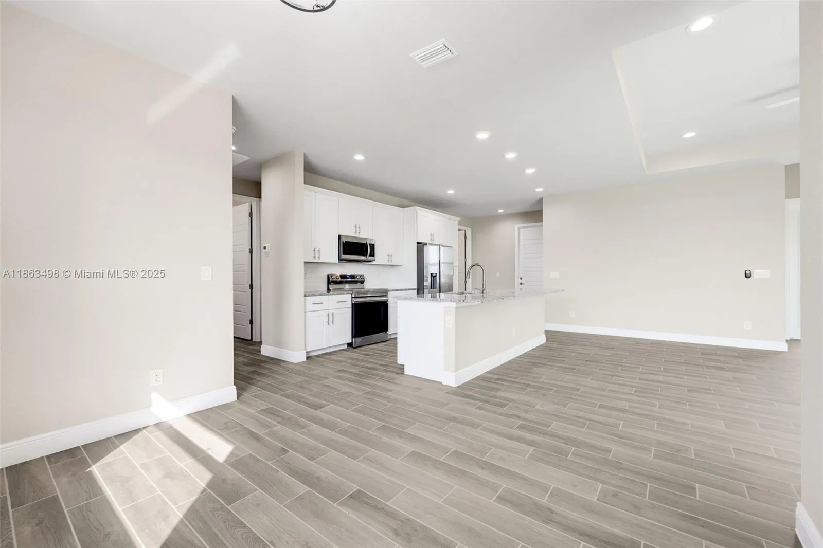 605 Marcella Ave