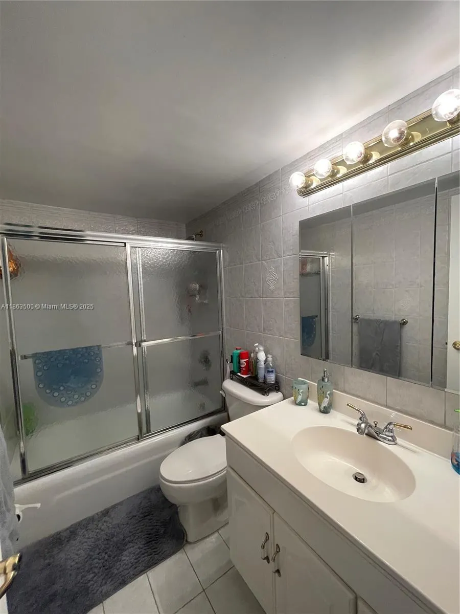 3180 S Ocean Dr, #204