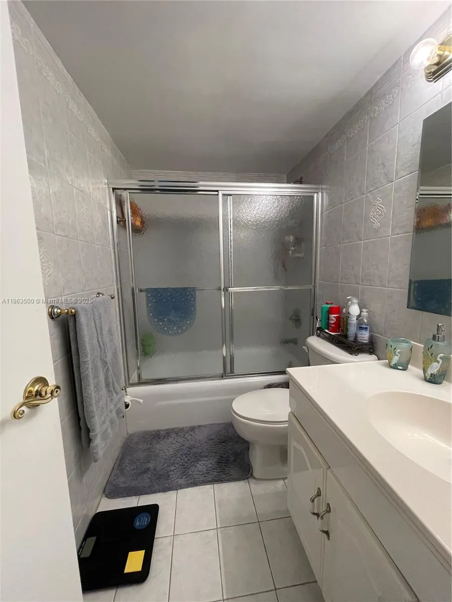 3180 S Ocean Dr, #204