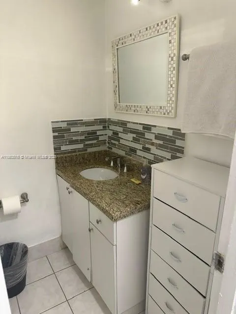 251 172nd St, #121
