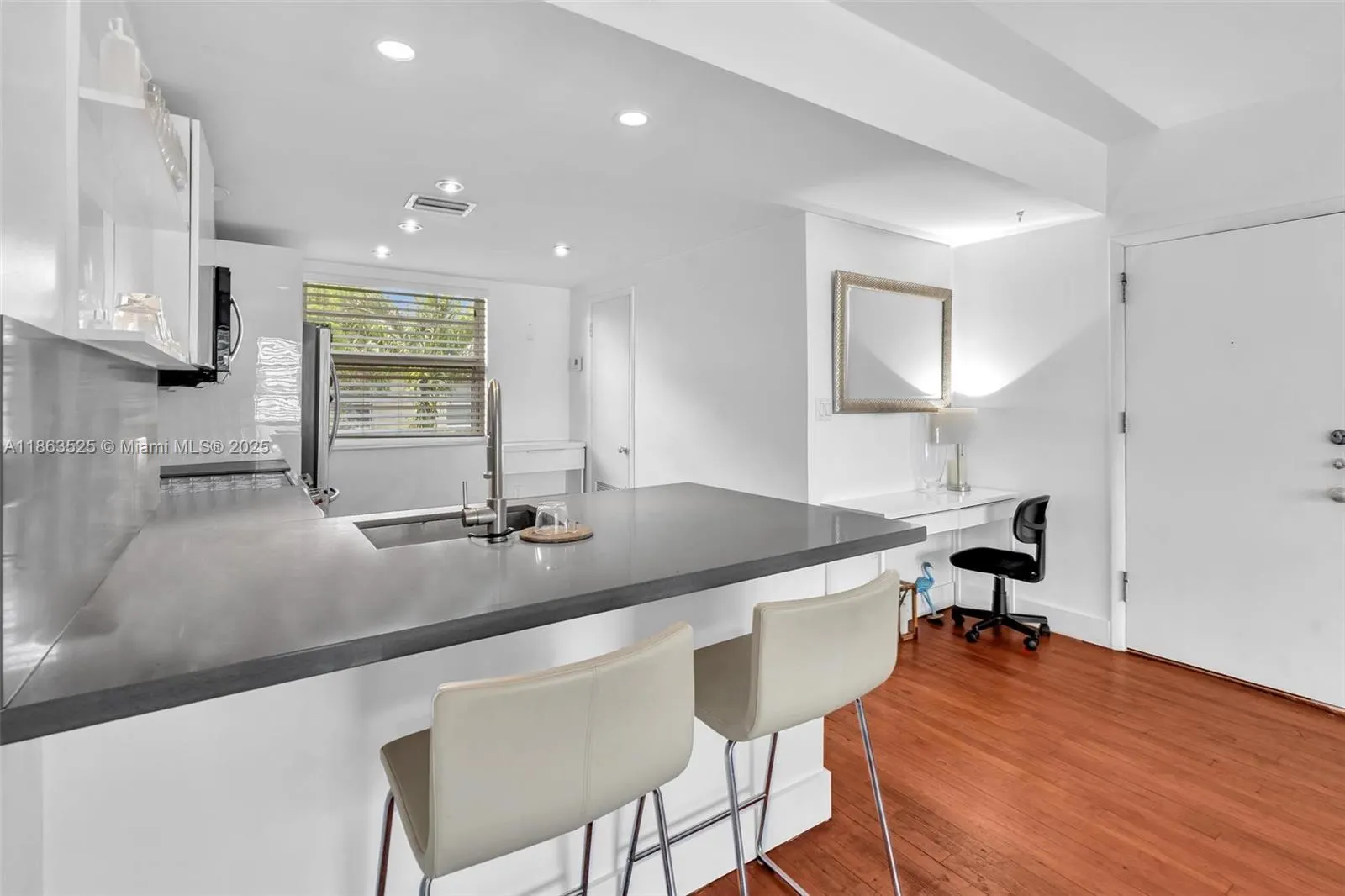 4010 N Meridian Ave, #5