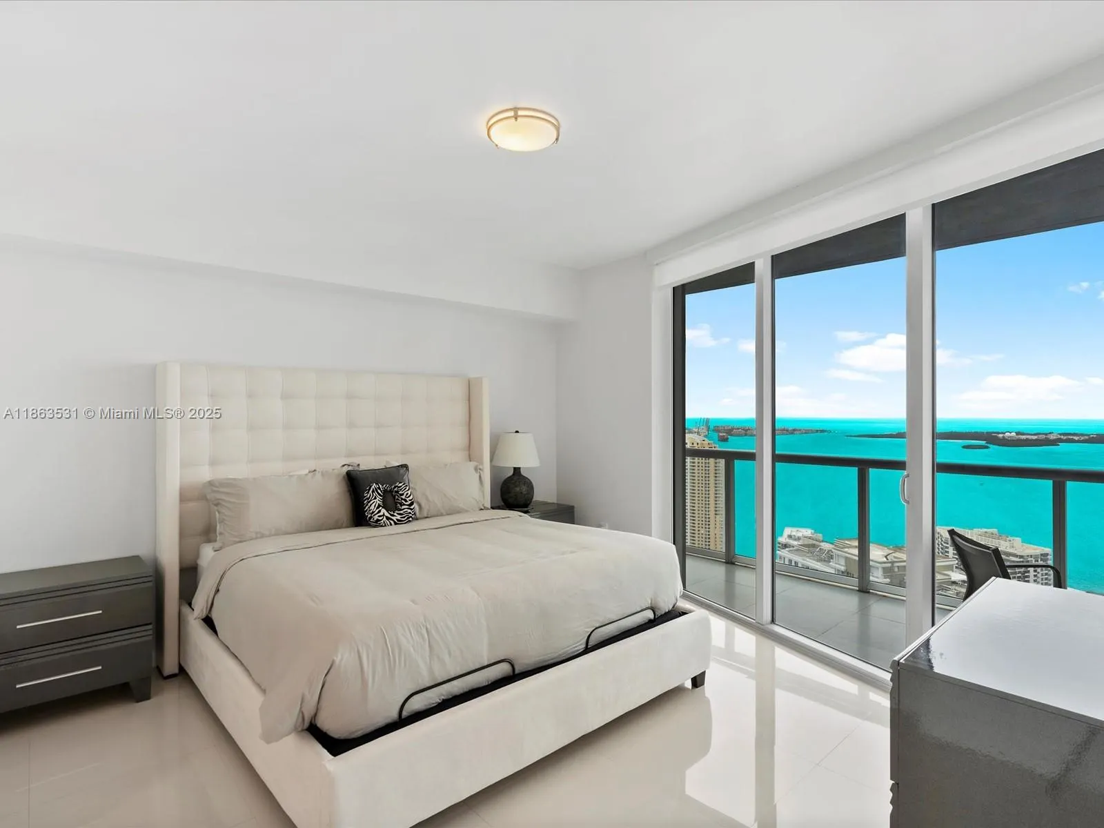 465 Brickell Ave, #4605