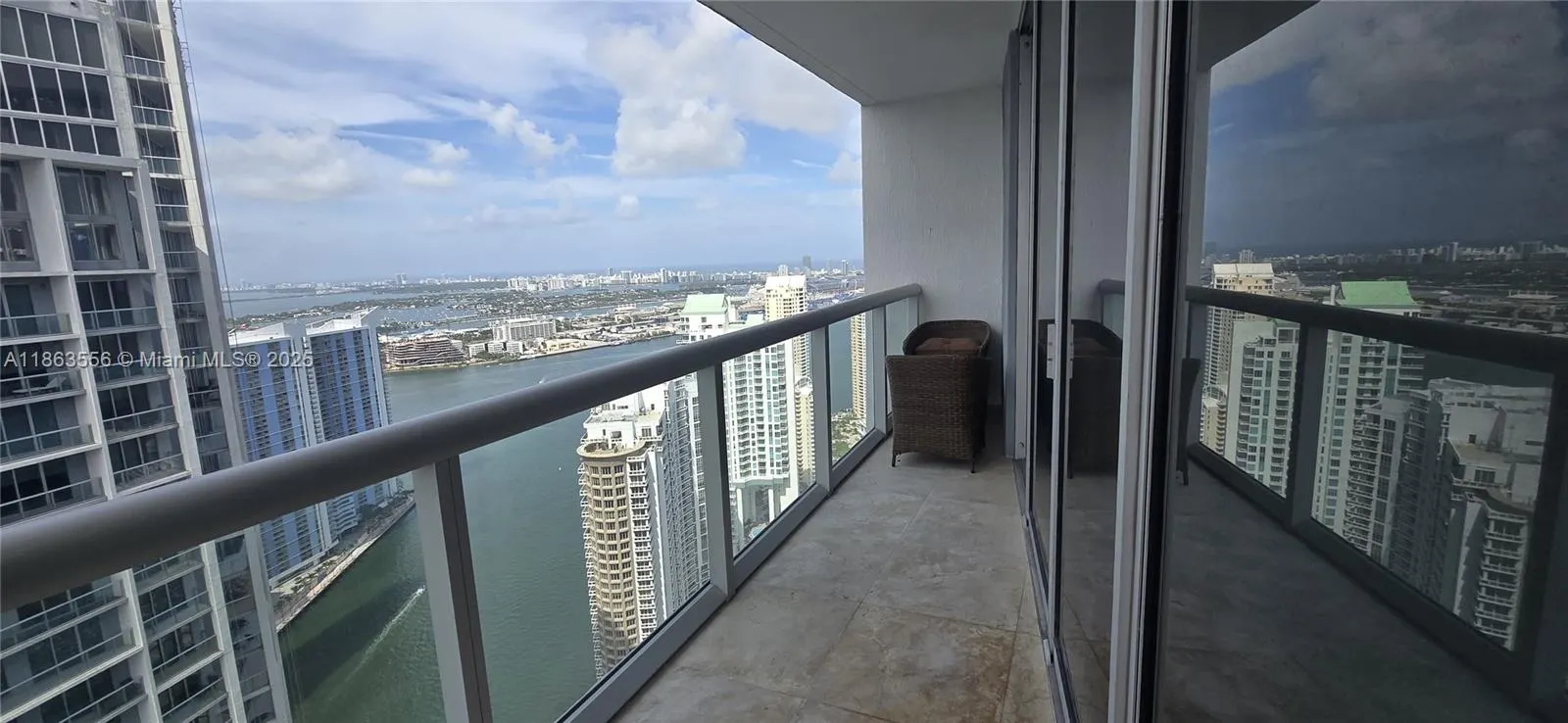 495 Brickell Ave, #5310