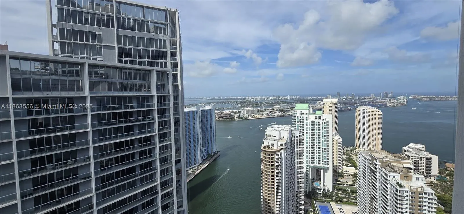 495 Brickell Ave, #5310