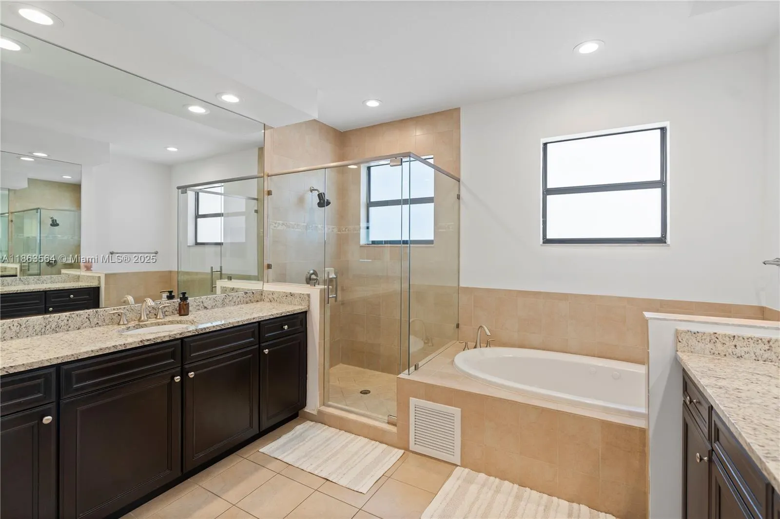 9974 NW 86th Ter